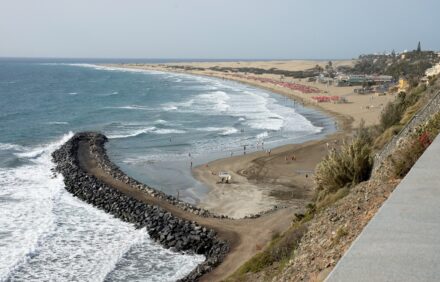 Renovated Apartment by the Sea (1 to 3 Guests)